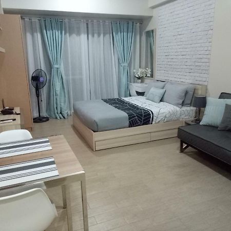 Eighty One Newport Boulevard Manilla Buitenkant foto