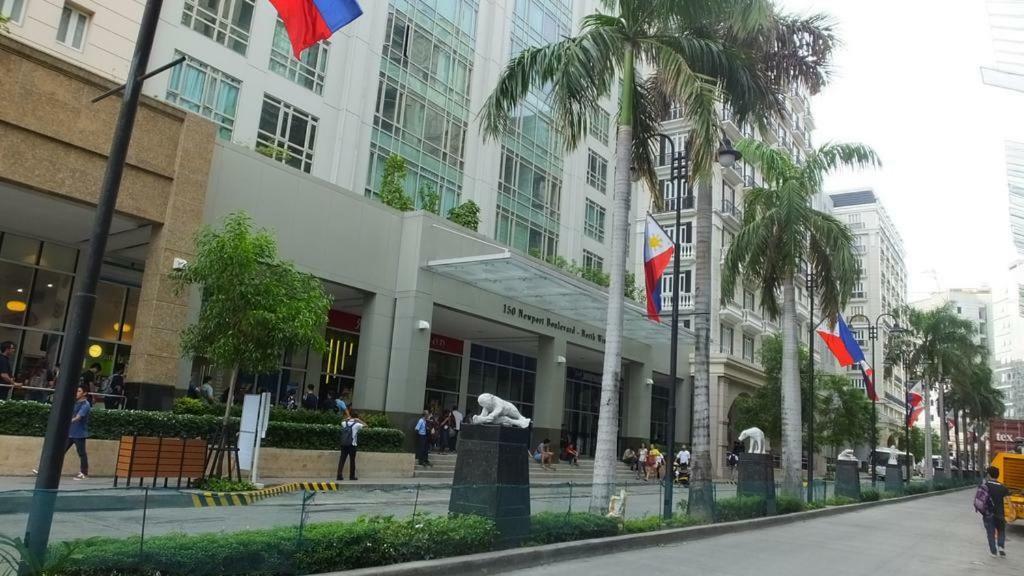 Eighty One Newport Boulevard Manilla Buitenkant foto