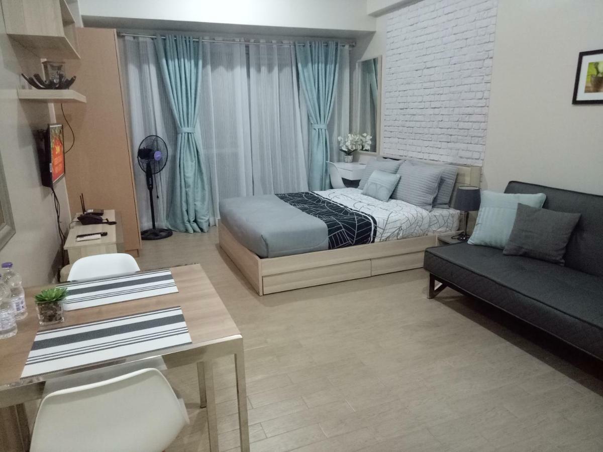 Eighty One Newport Boulevard Manilla Buitenkant foto