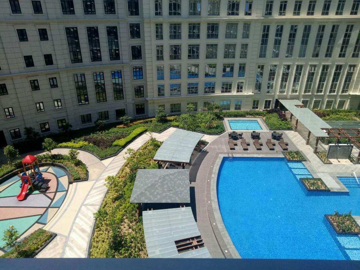 Eighty One Newport Boulevard Manilla Buitenkant foto