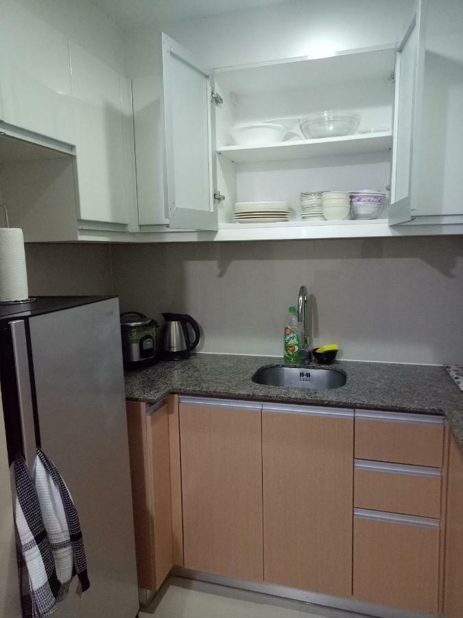 Eighty One Newport Boulevard Manilla Buitenkant foto