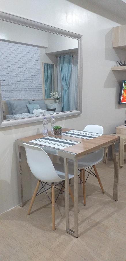 Eighty One Newport Boulevard Manilla Buitenkant foto
